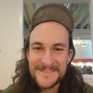 Meet your Posher, Casey